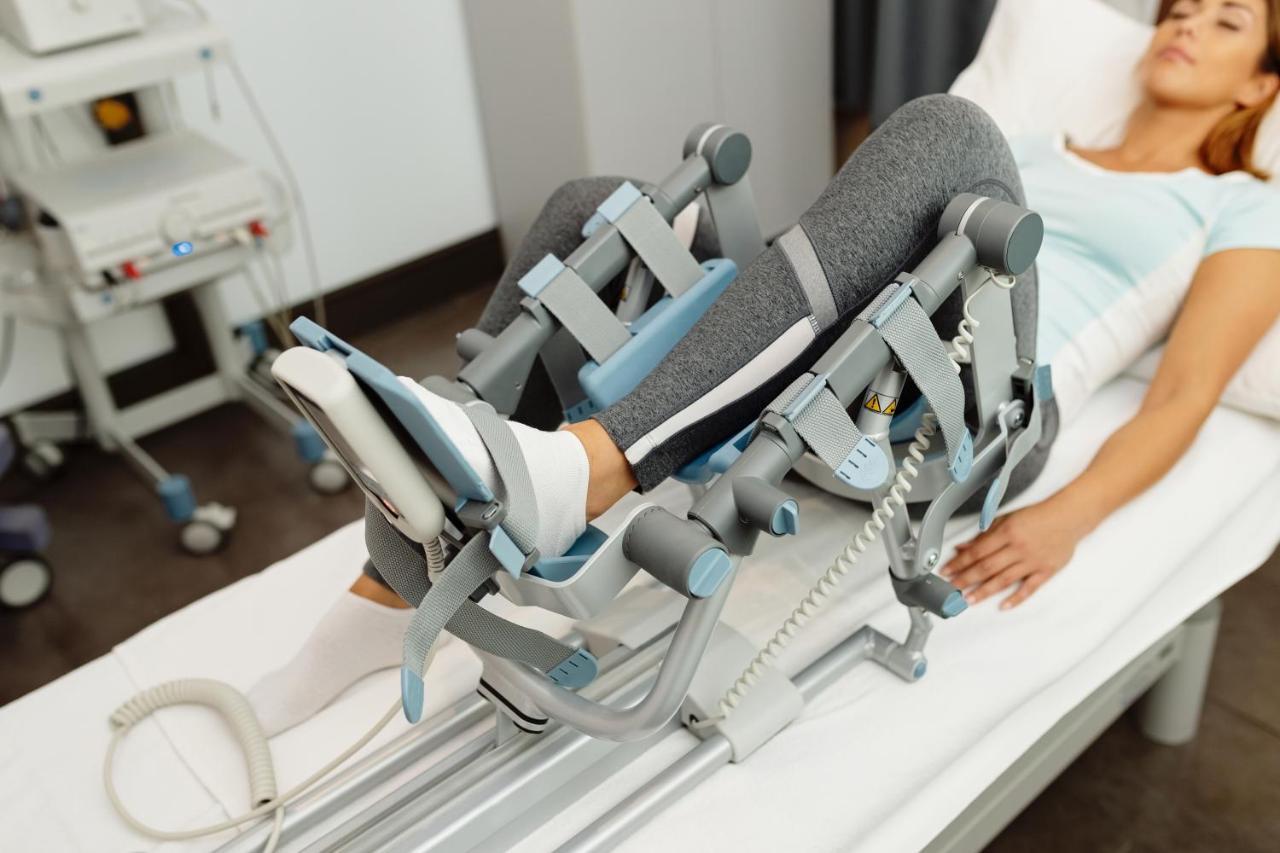 Hotel Premier Aqua - Adults Only Vrdnik Exterior foto A patient in a hip abduction machine