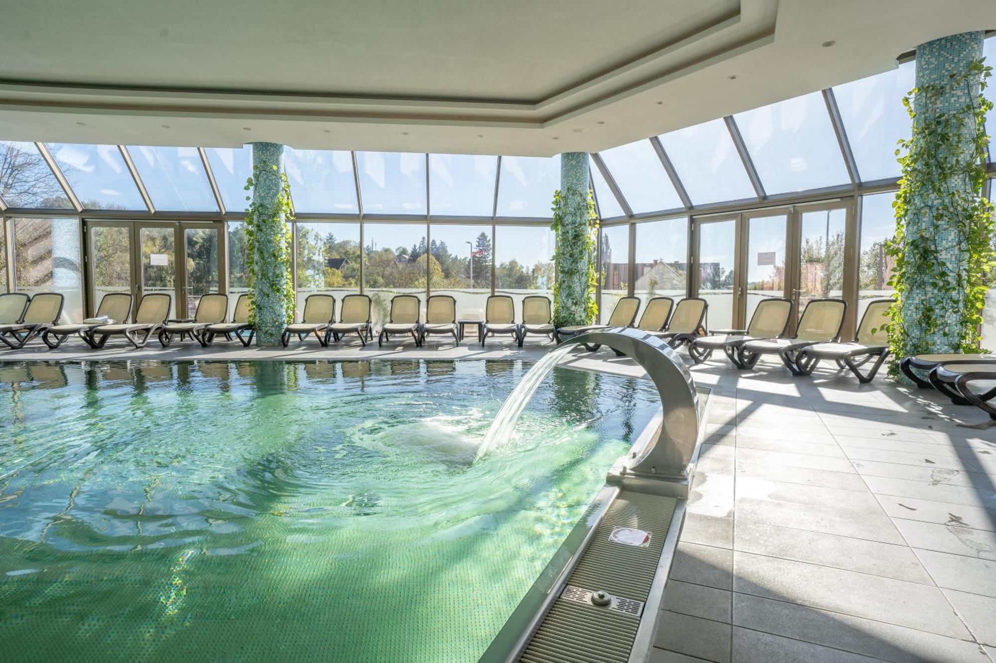 Hotel Premier Aqua - Adults Only Vrdnik Exterior foto Indoor pool