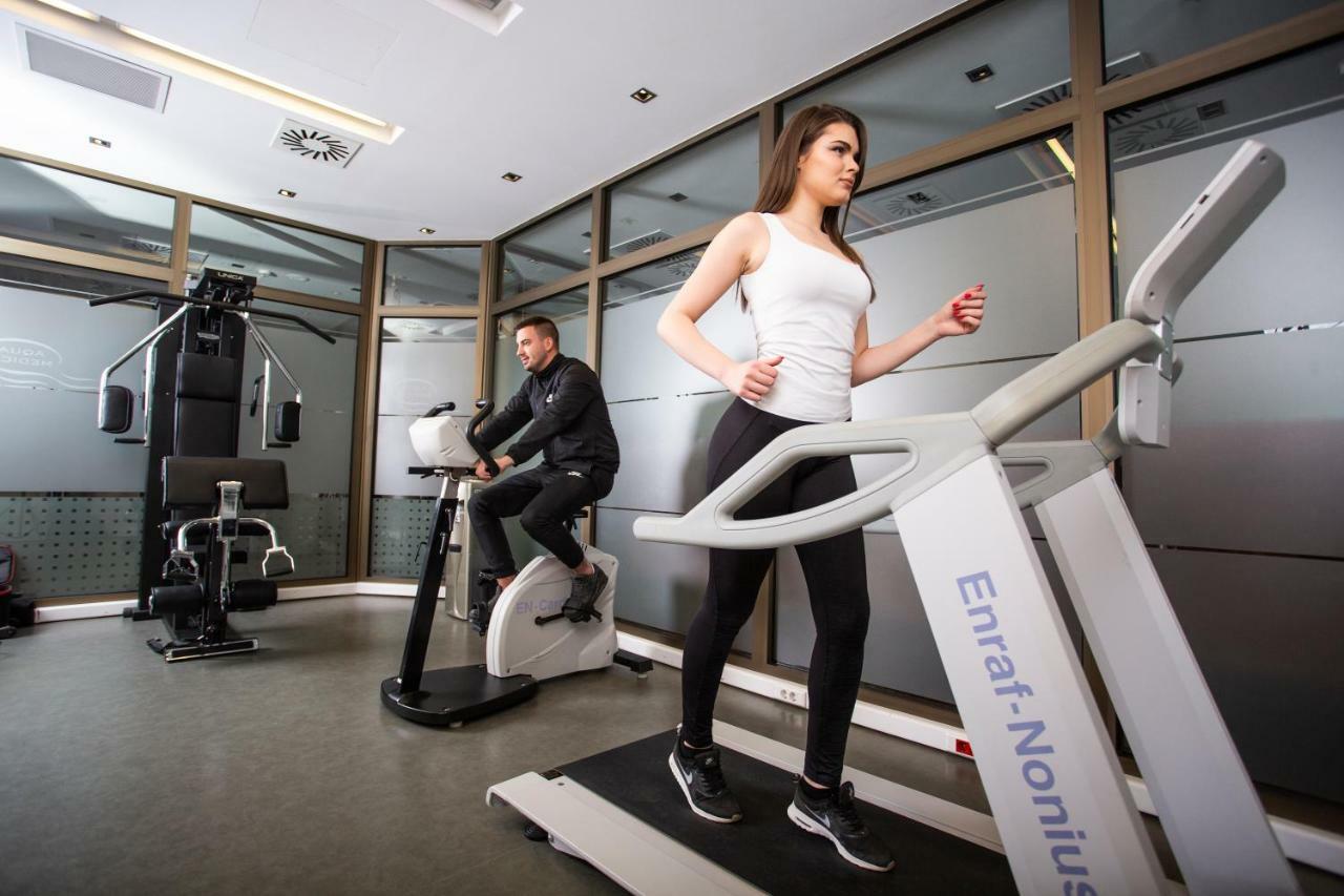 Hotel Premier Aqua - Adults Only Vrdnik Exterior foto A treadmill